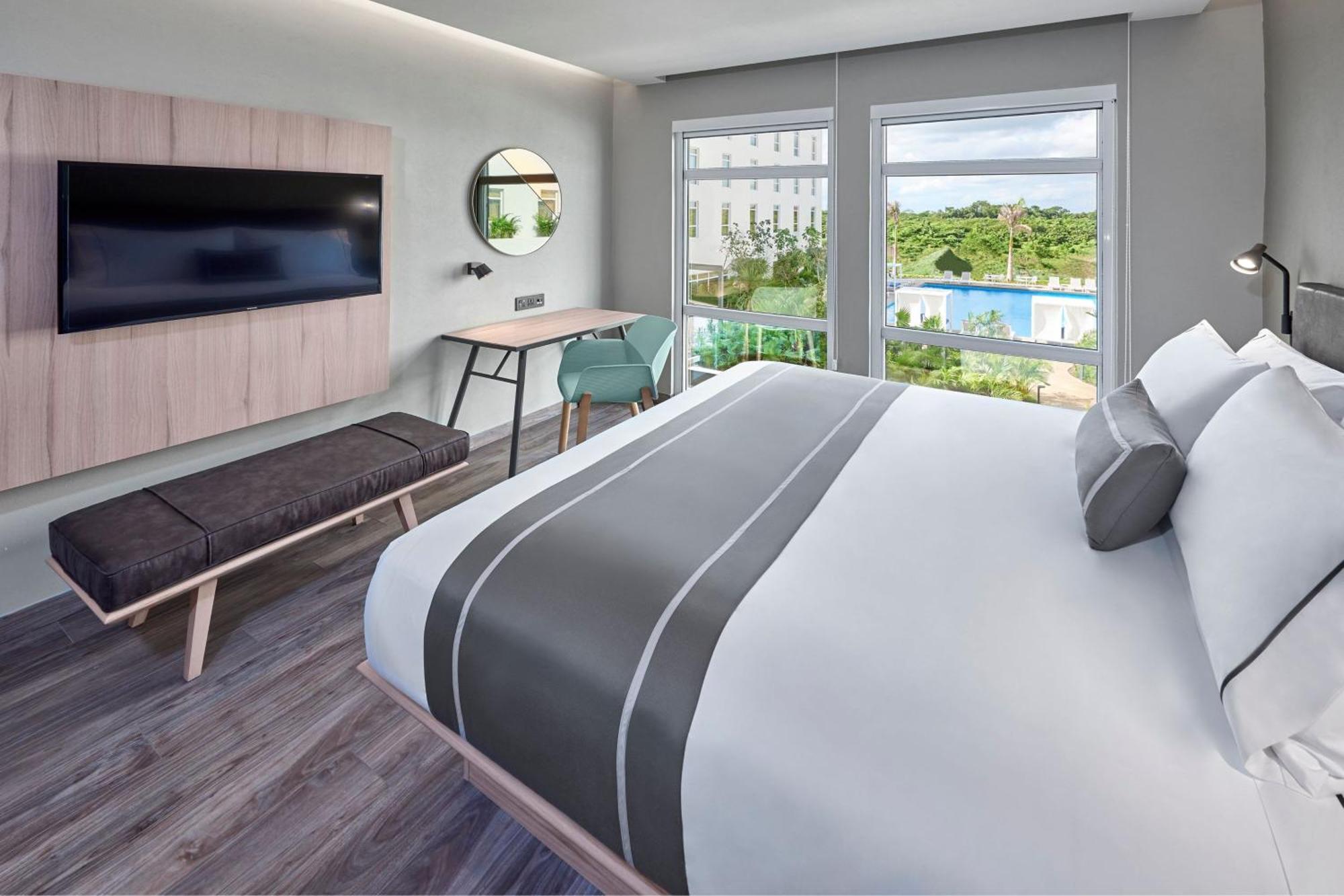 City Express Plus By Marriott Cancun Aeropuerto Riviera Buitenkant foto